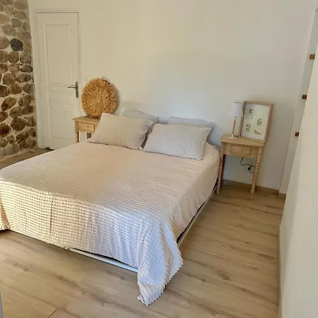 Du Hameau ווג
